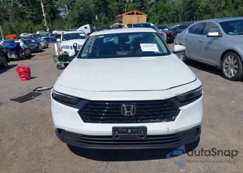 2025 Honda Accord Lx z USA, uszkodzony, nr VIN 1HGCY1F29SA009699
